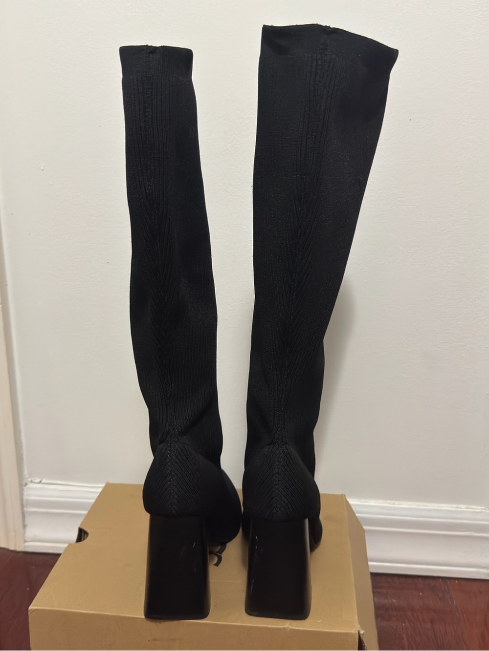 Forever 21 Black Ribbed Knit stretch Knee Boots Block Heel Size 8 US - Picture 12 of 13